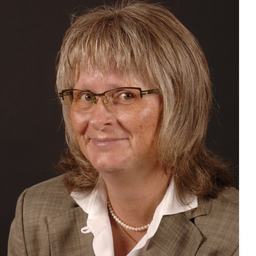 Andrea J. Nienhaus