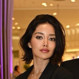 Helia Aliof