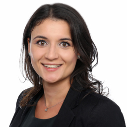 Dr. Zsuzsa Besenyői-Laux