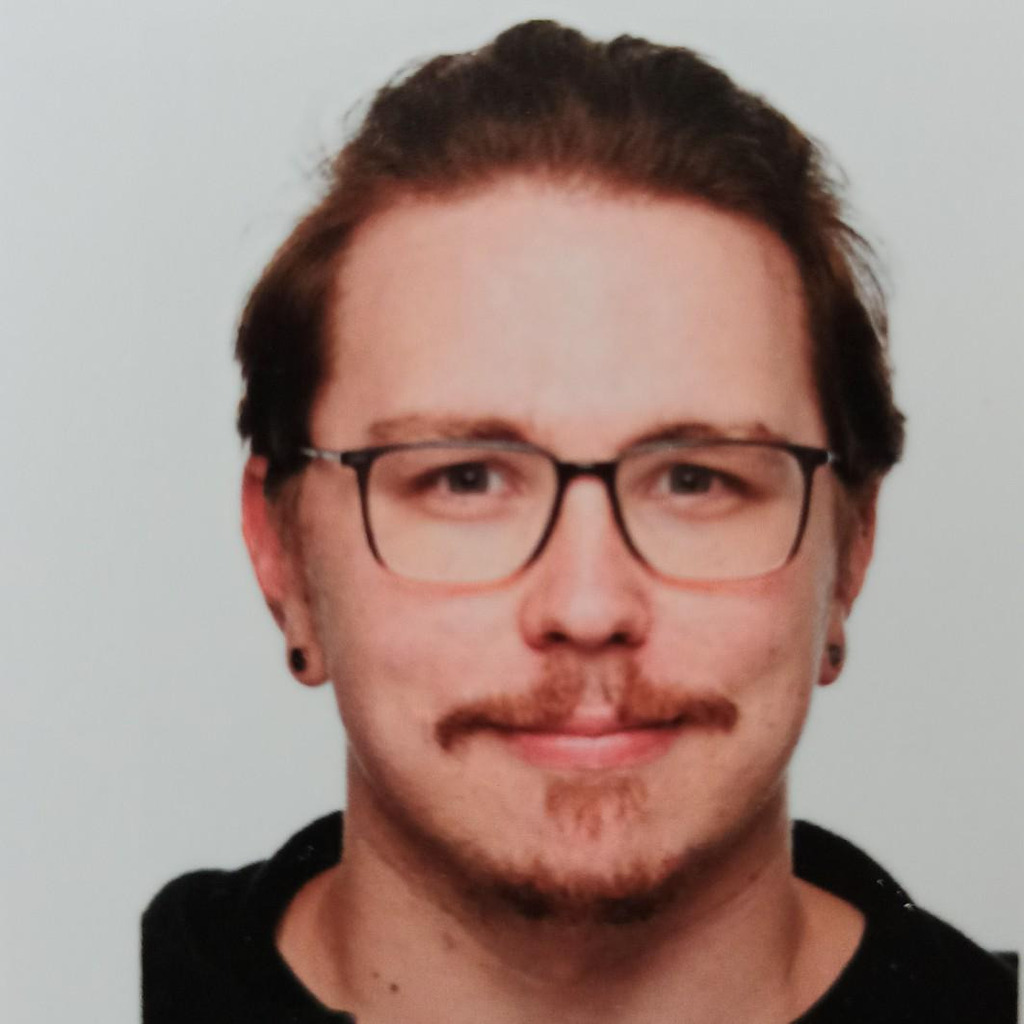 Julius Haußmann ITSystemManager Bauwerk. XING