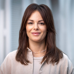 Nina Neudert