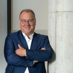 Oliver Schwab