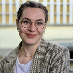 Melanie Kuhn