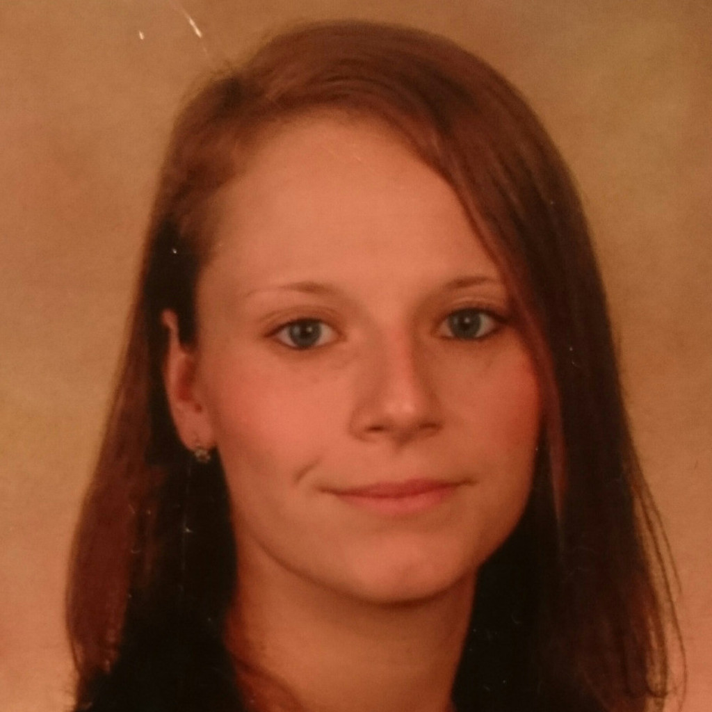 Nicole Birnstengel Kunststofftechnologe Grütter Kunststoff und