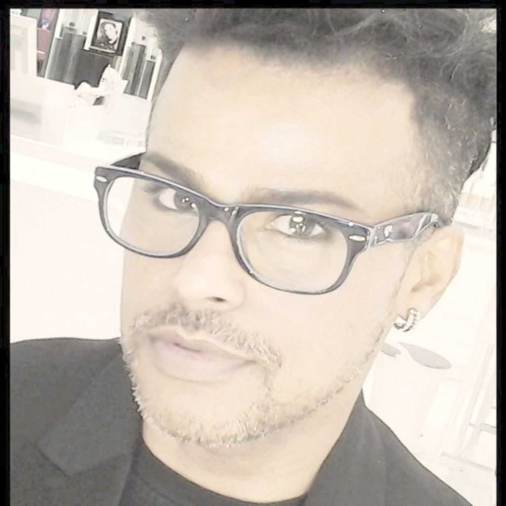 Carlos Da Silva Counter Manager glominerals im KaDeWe Berlin XING