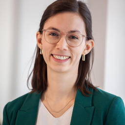 Dr. Anna Euteneuer