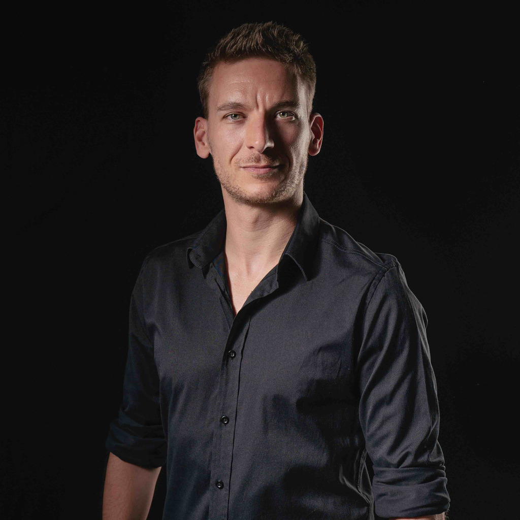 Sebastian Rosenbaum Zauberkünstler Full time Zauberkunst