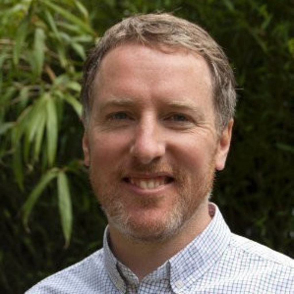 Stephen Roche Executive Editor, International Review of Education