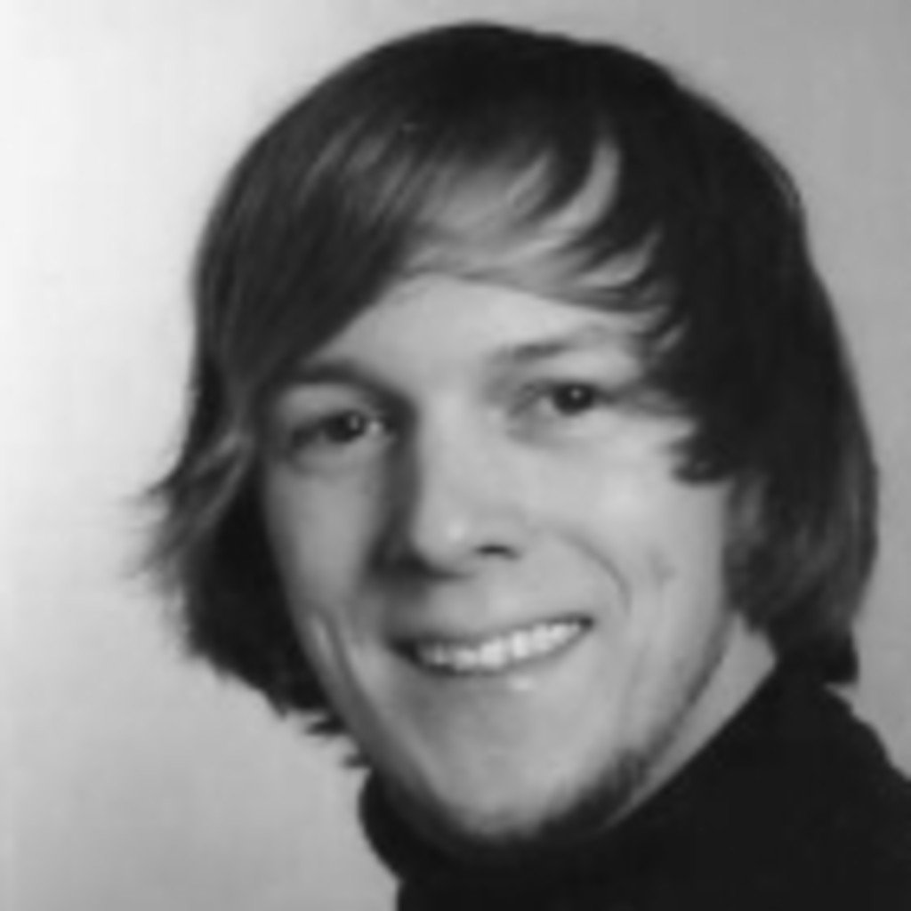 Manuel Suhre ContentManager SHIFTPHONES XING