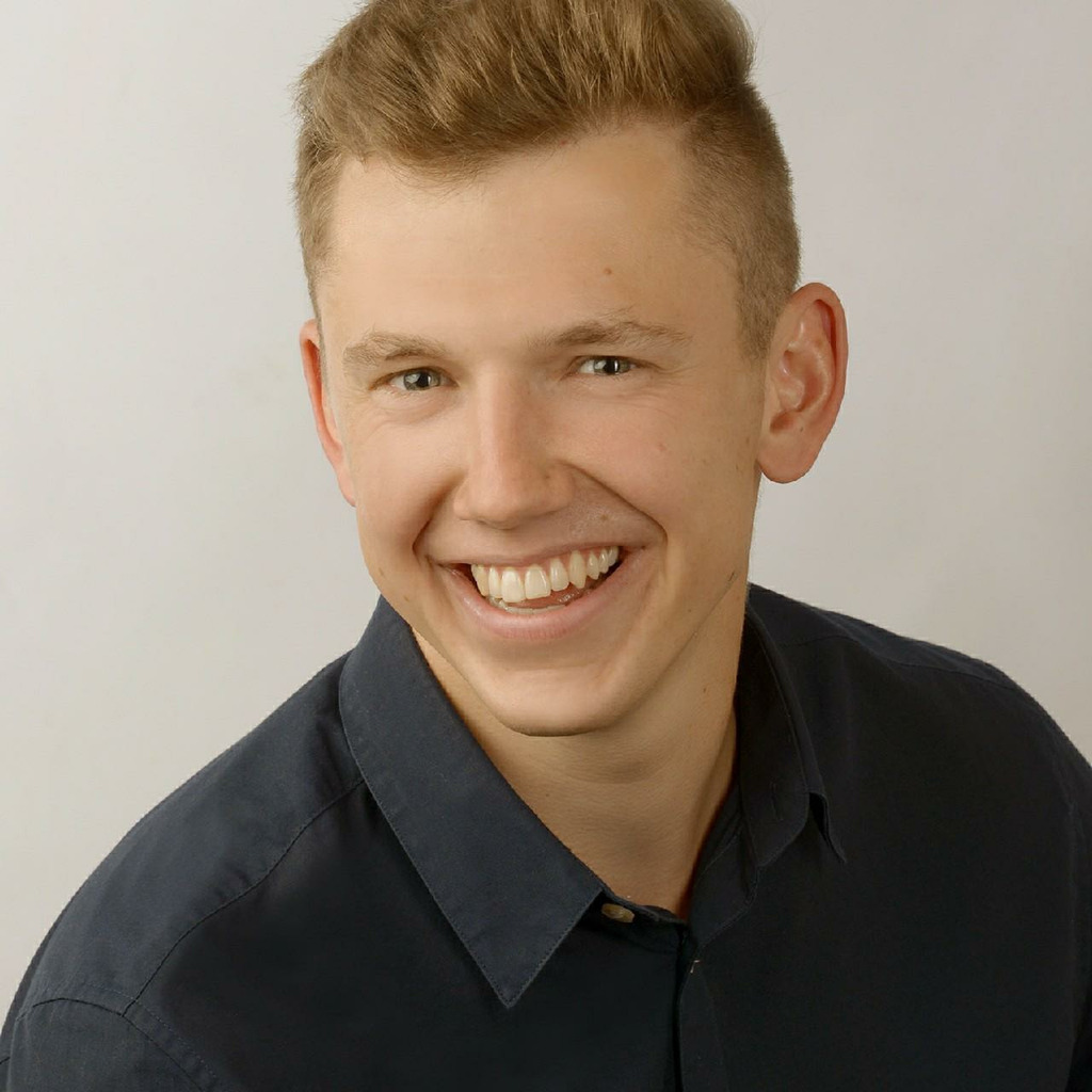 Manuel Nißlein Consultant MID GmbH XING