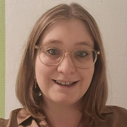 Corinna Adam