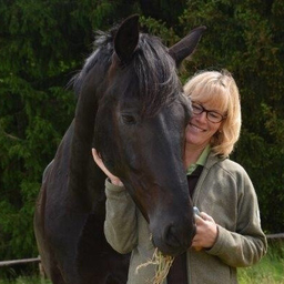 Birgit Schiller