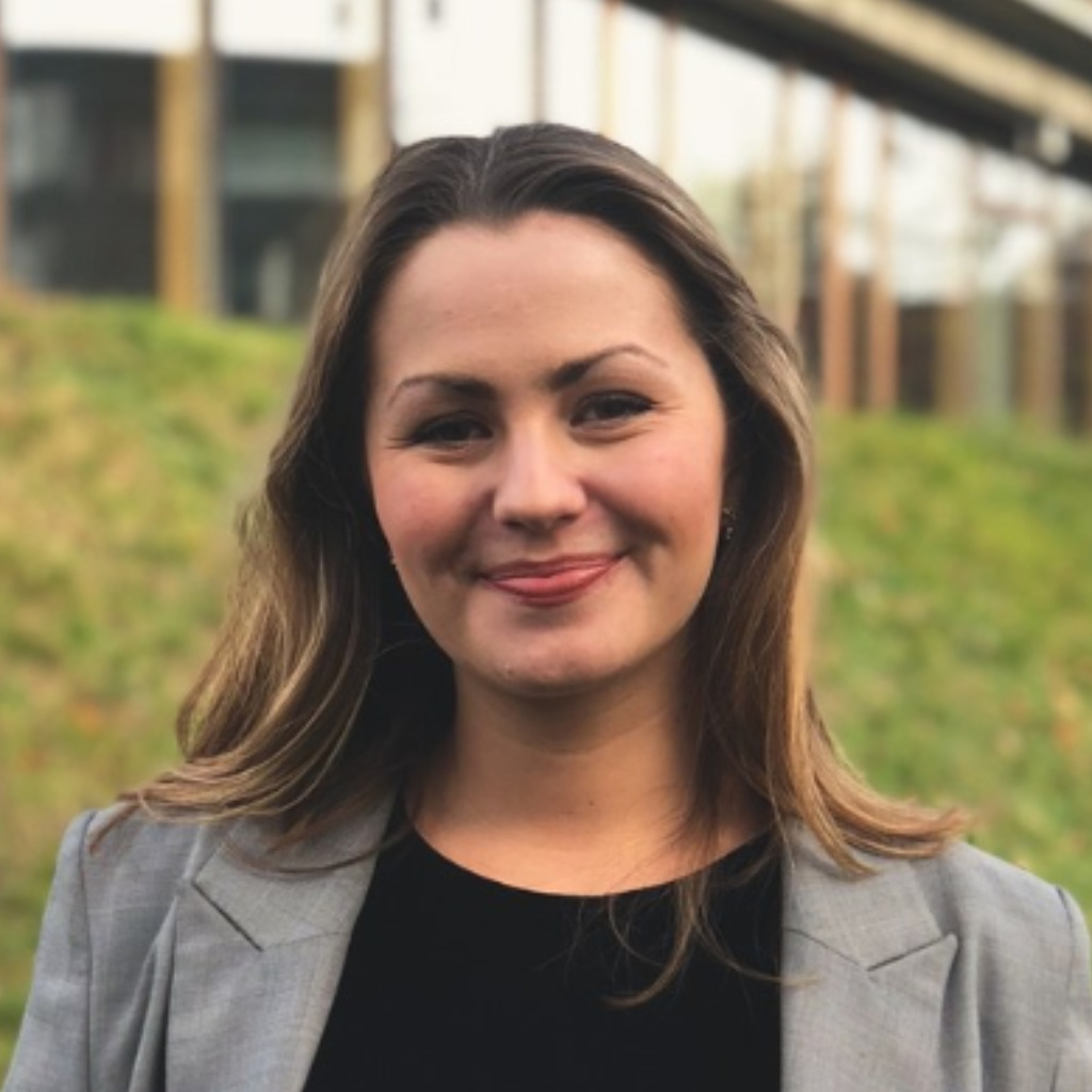 Jessica Steffen Account Manager MSE Gartner XING