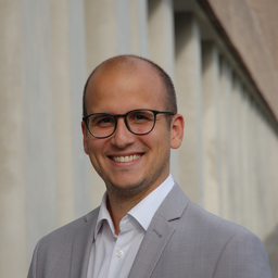 Dr. Junel Sotolongo Bellon