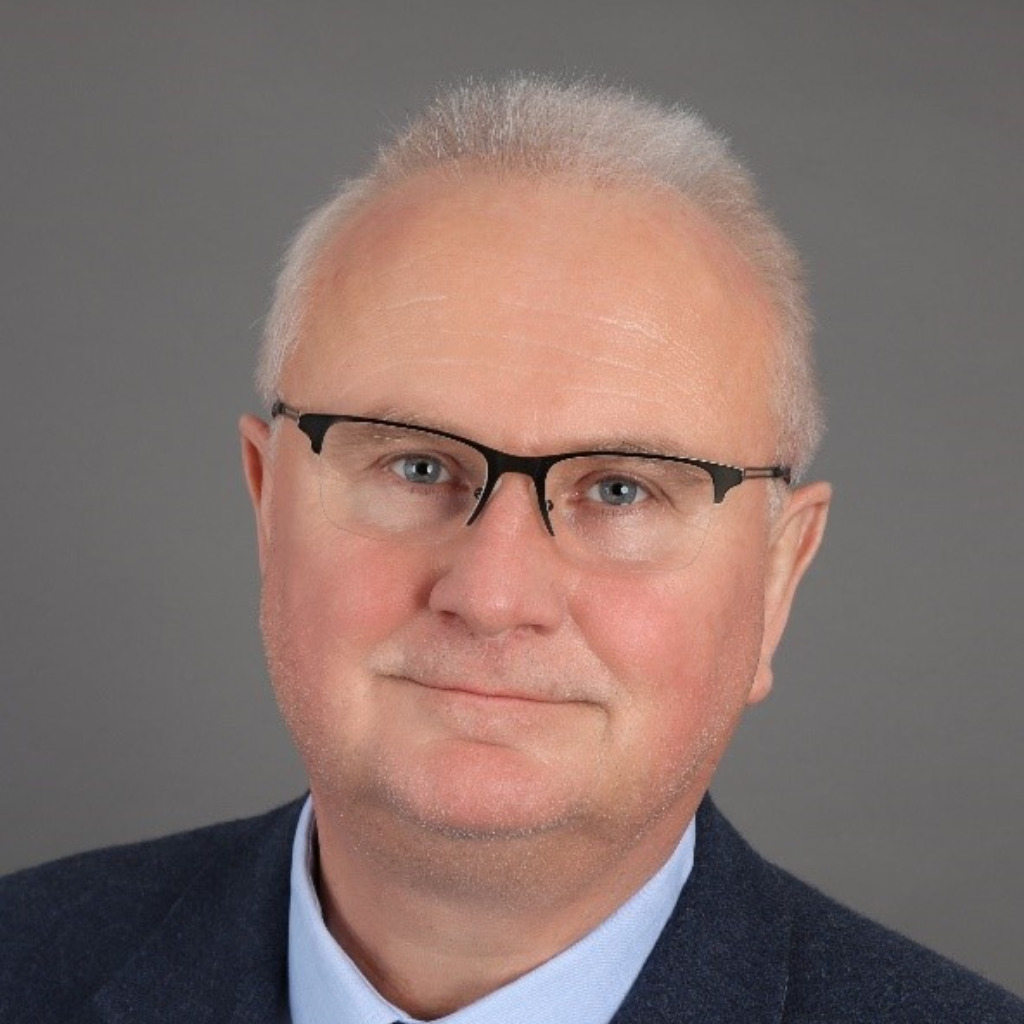 Dipl.Ing. Martin Winterberg Operations Manager BO and BV Huber