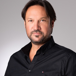 Dr. Timm Adamietz