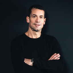 Prof. Thomas Hundt