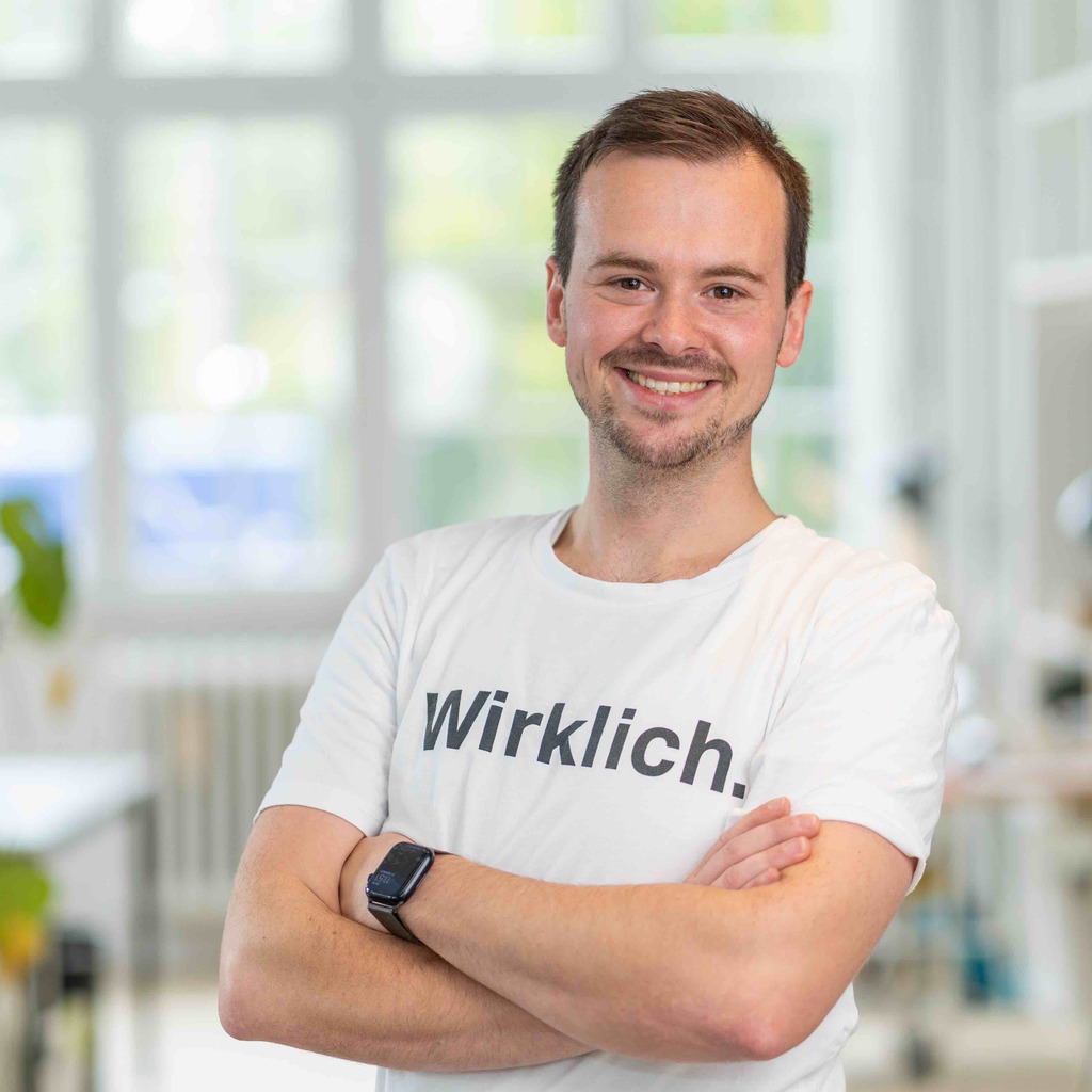 Ernst Flügel Office & ITManager Polarstern GmbH XING