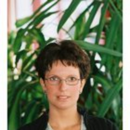 Eszter Horvath Tothne