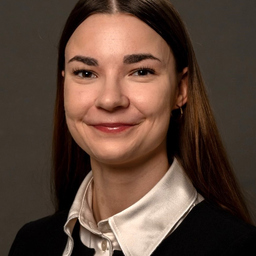 Charis Holthof