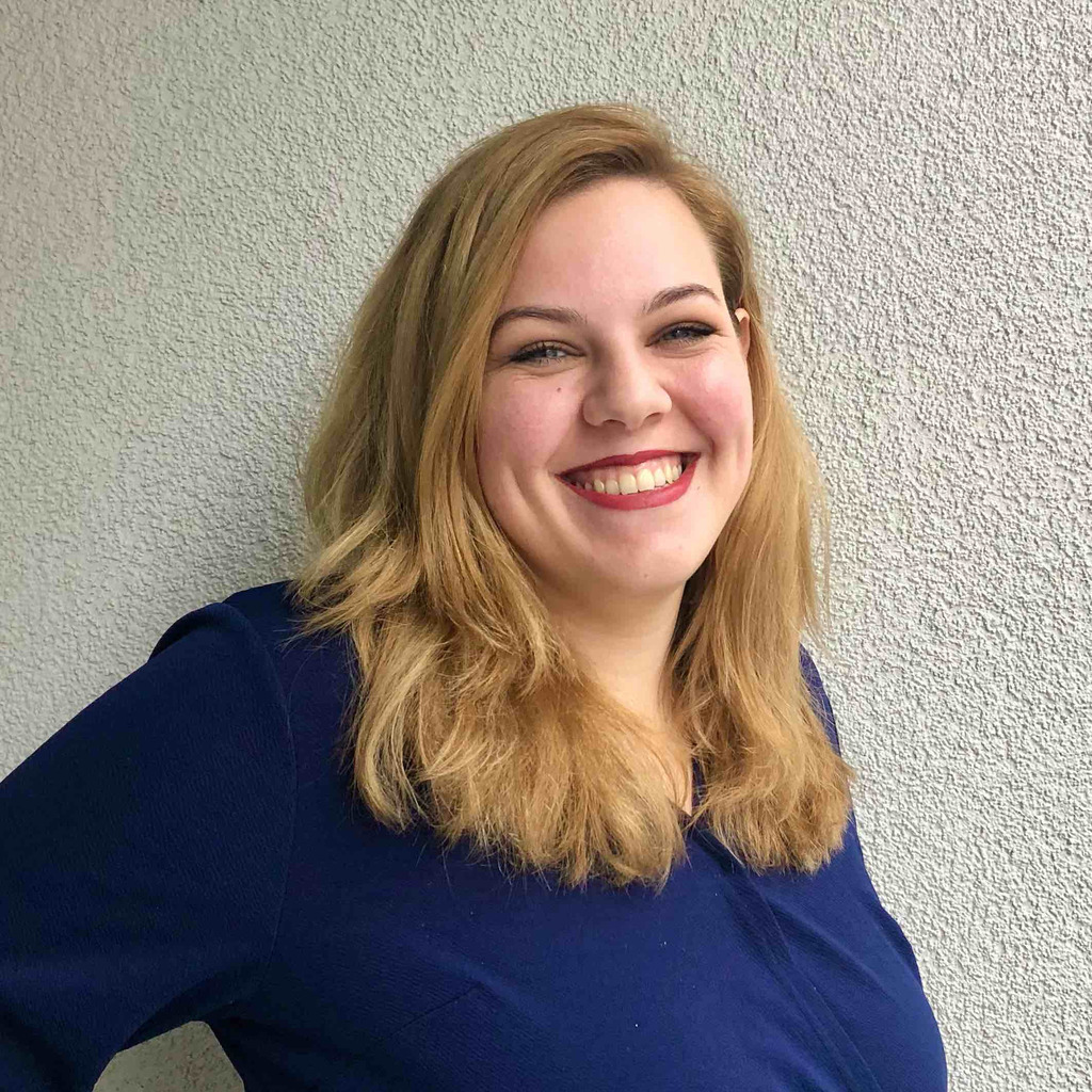 Sarah Tröger Bezirksvertreterin Kauffrau für Versicherungen und