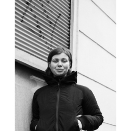 Dr. Nadine Heymann