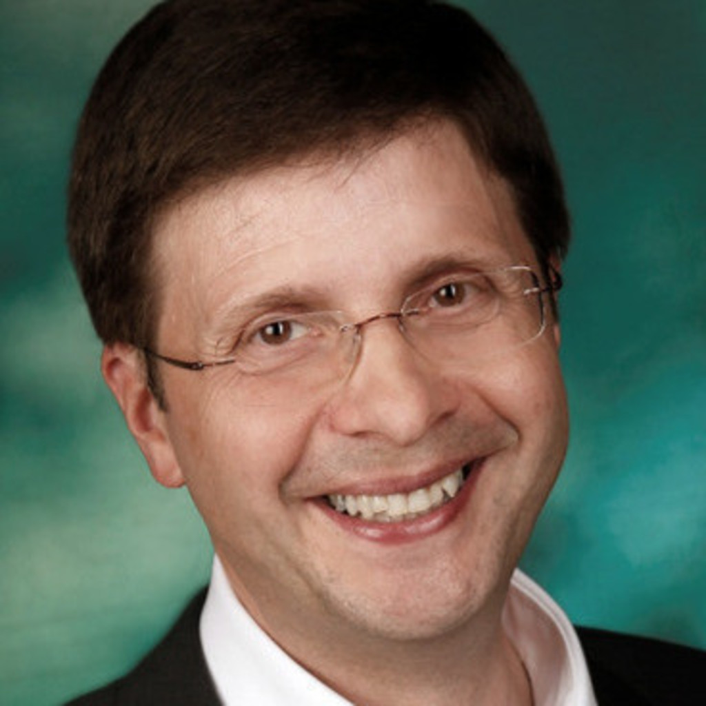 Prof. Dr. Franz Haas Universitätsprofessor, Institutsvorstand