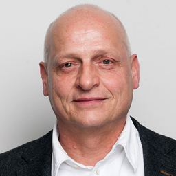 Dr. Oliver Ecke