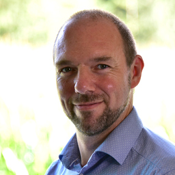 Dr. Andreas Rieser