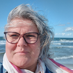 Dr. Eva-Maria Karpf