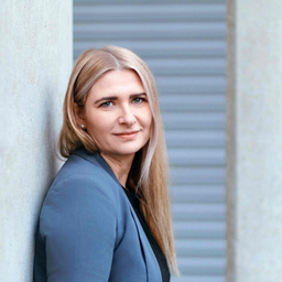 Anja Dill 