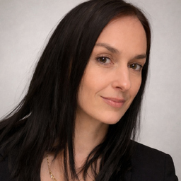 Julia Henderson's profile picture