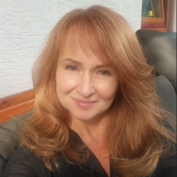 Eva Reiner