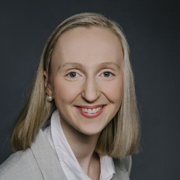 Lena Knollmann
