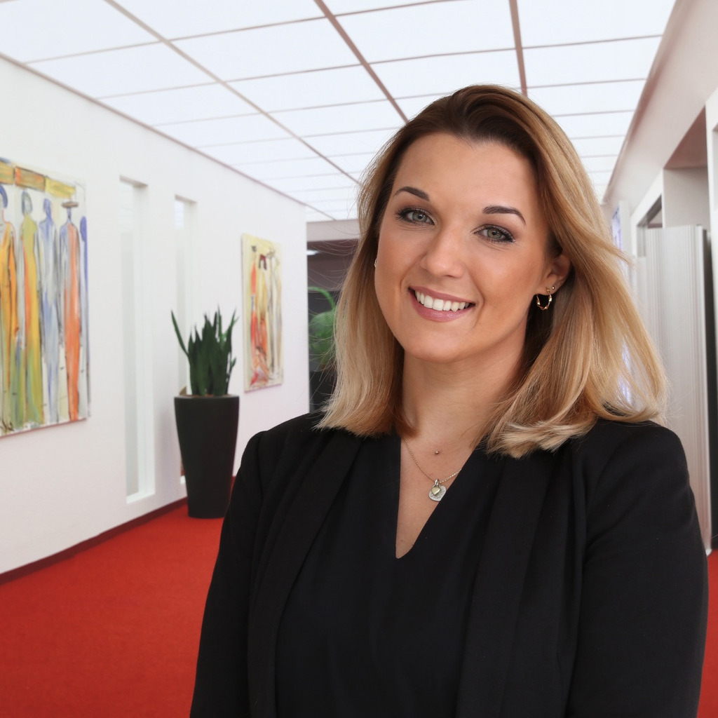 Carmen Kosok Immobilienmaklerin Sparkassen Immobilien GmbH XING