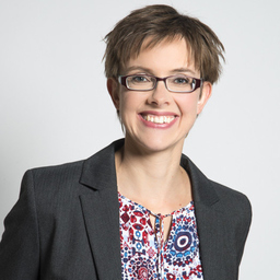 Dr. Annika Hennl