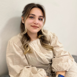 Kübra Bastürk