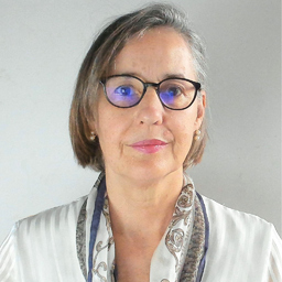 Natalia Emery Trindade