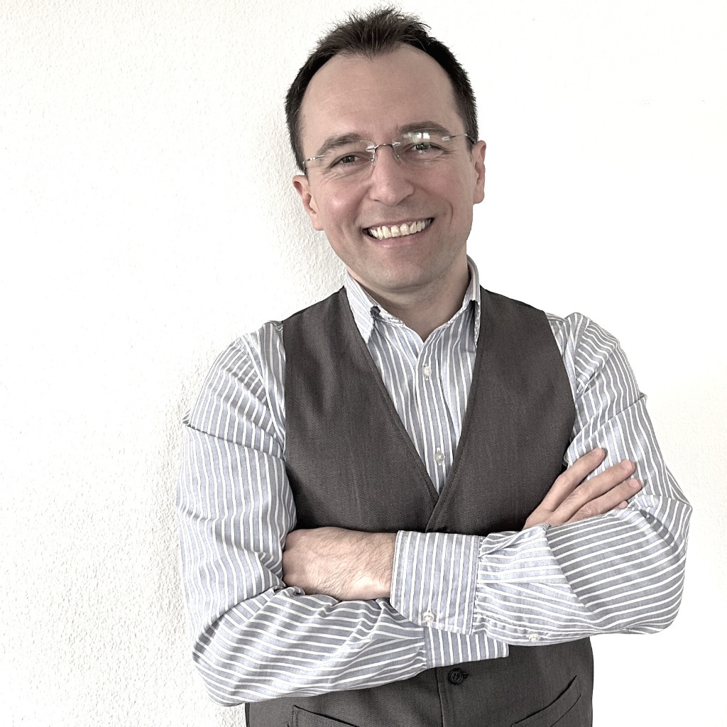dr-ali-yener-mutlu-senior-solutions-architect-data-and-ai