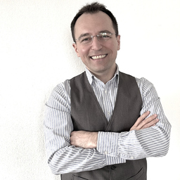 Dr. Ali Yener Mutlu
