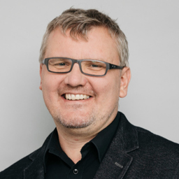 Dr. Andreas Wolff
