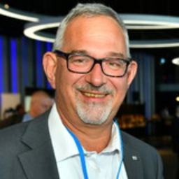 Arnold Riedo