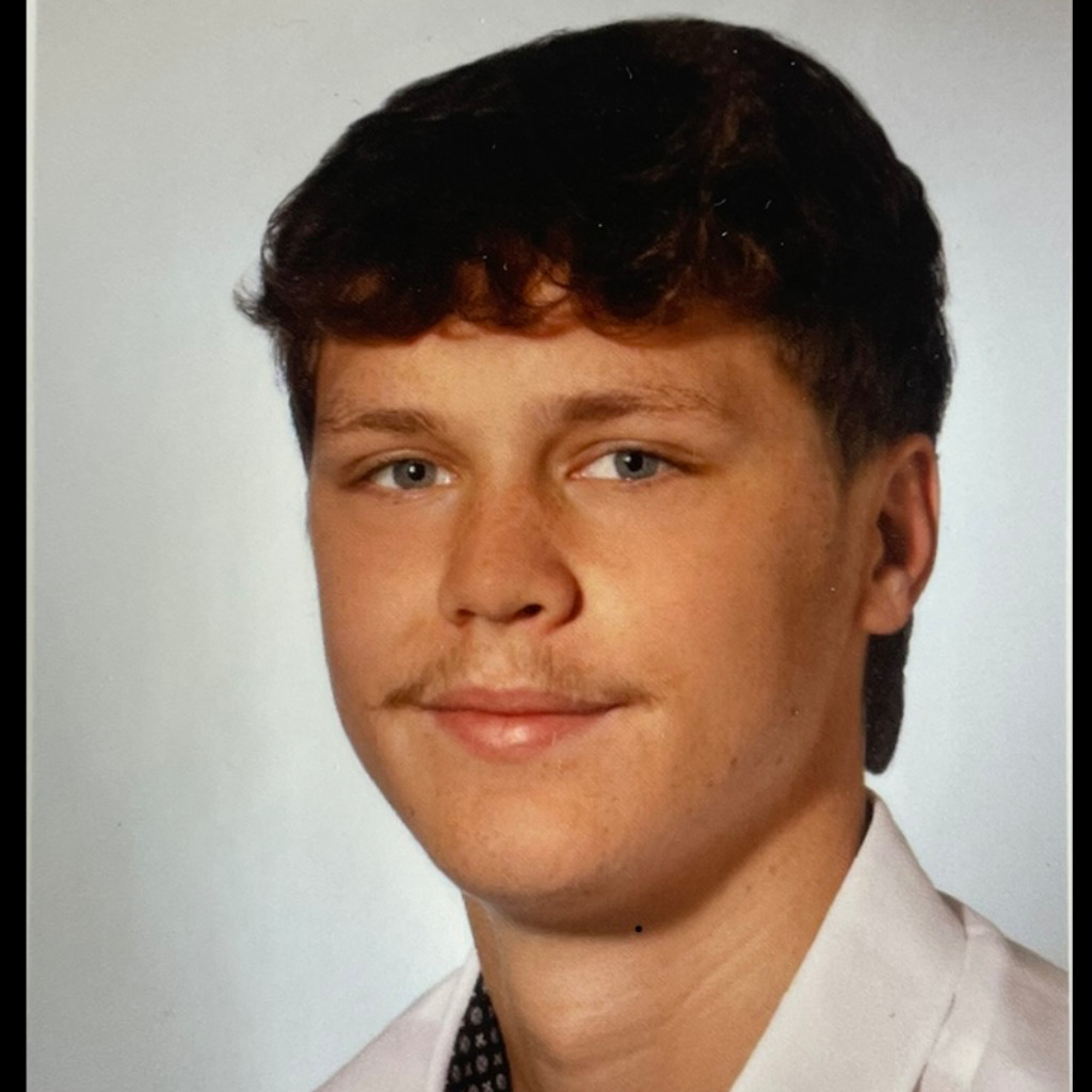 Niklas Schuster BWL Fachhochschule Coburg XING