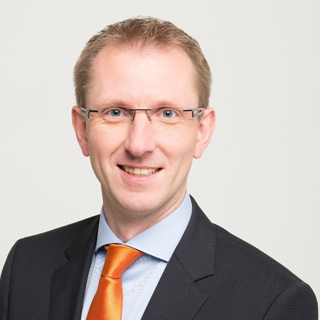 Dirk Redeker Sachbearbeiter / Vertriebsunterstützung Campus und