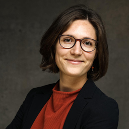Maike Awino Rolf