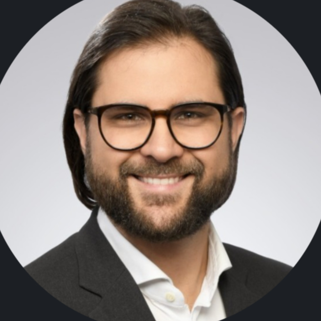 Alexander Ball Vice President, European Private Credit Allianz