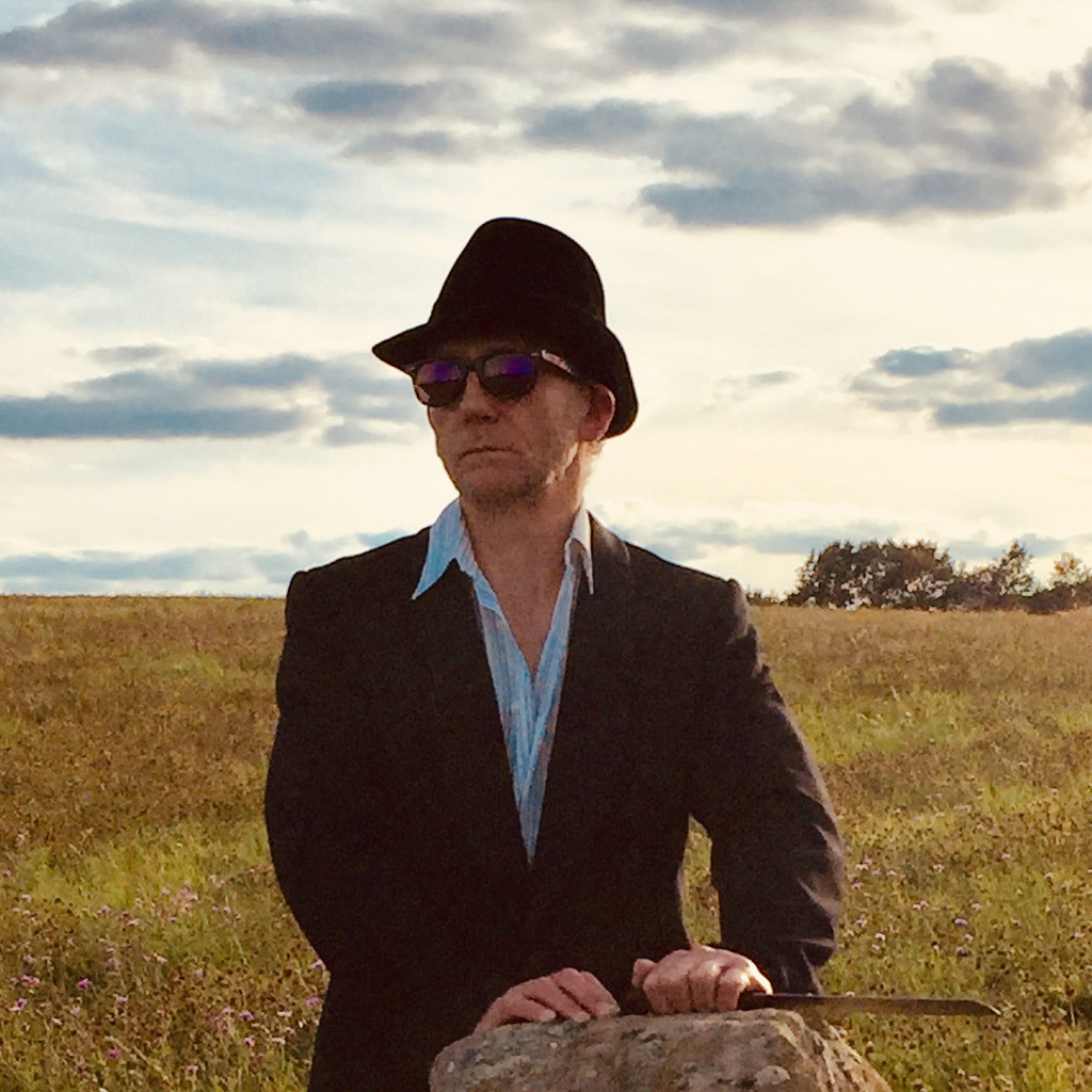 Dr. Dieter Hoffmann Verleger, Autor XING