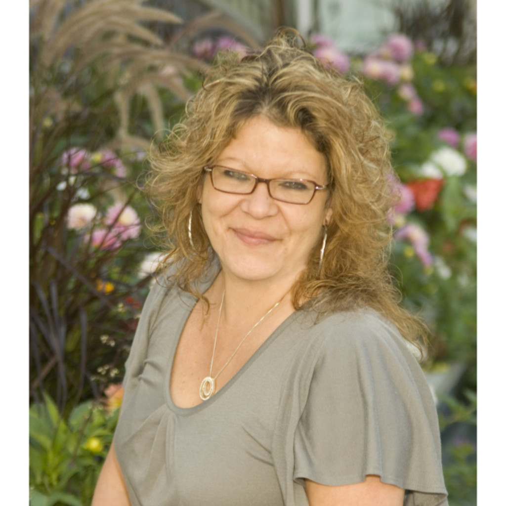 Elaine Kasavage Realtor ReMax Access At the Piazza XING