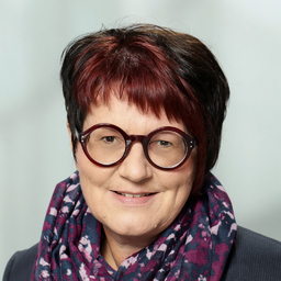 Iris Adam