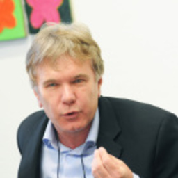Dr. Walter Kromm